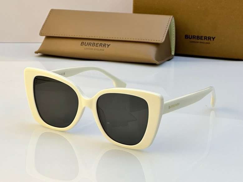 Picture of Burberry Sunglasses _SKUfw52368504fw